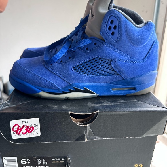 Jordan Kids Sneakers in Blue and Gray - Picture 1 of 4